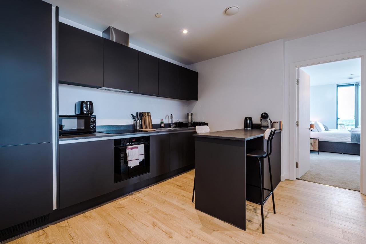 Hilltop Serviced Apartments - Deansgate Manchester Eksteriør billede
